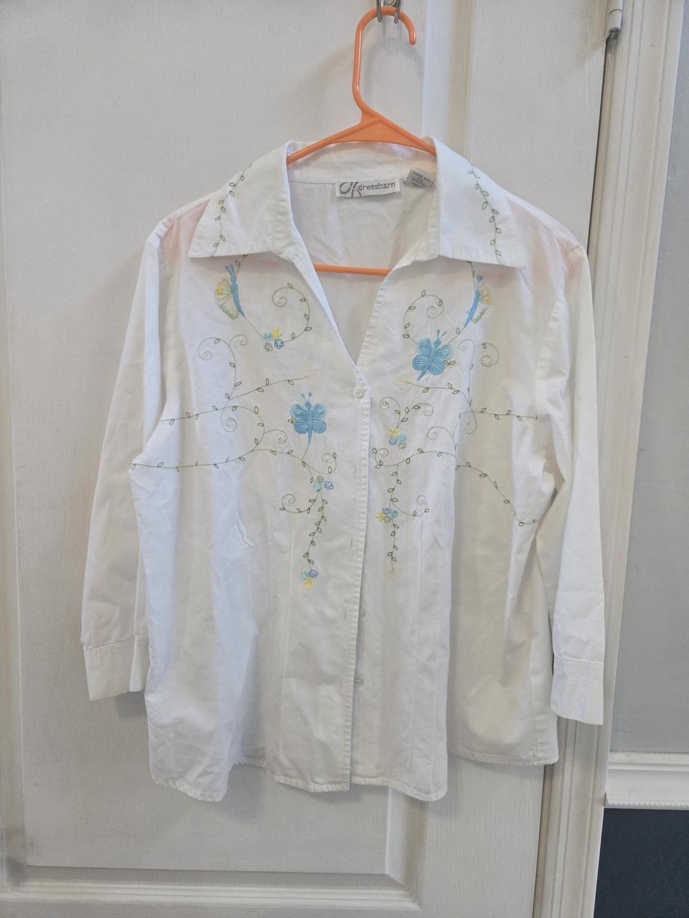 VINTAGE Y2K Dressbarn Embroidered Butterfly Button Up Blouse
